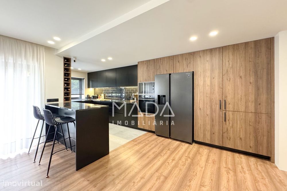 RENOVADO Apart. T3 c/2 suites e garagem fechada no centro de Braga