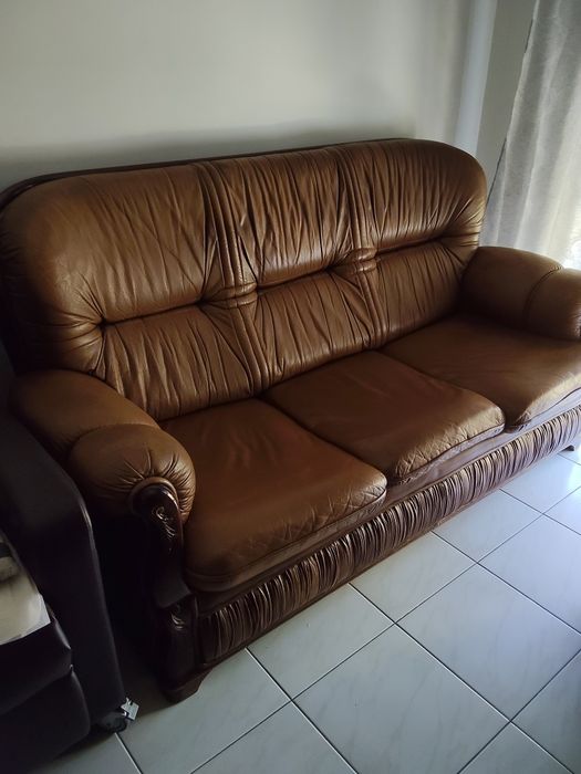 Sofá cama e dois cadeirões