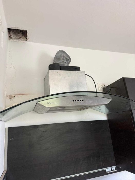 Okap kuchenny inox ze szklana szyba