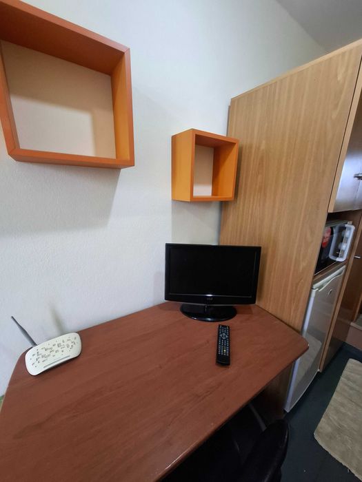 ARRENDA-SE QUARTO com wc privado Coimbra