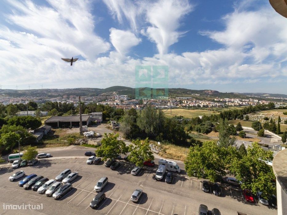 Apartamento T2 em Santa Iria da Azóia