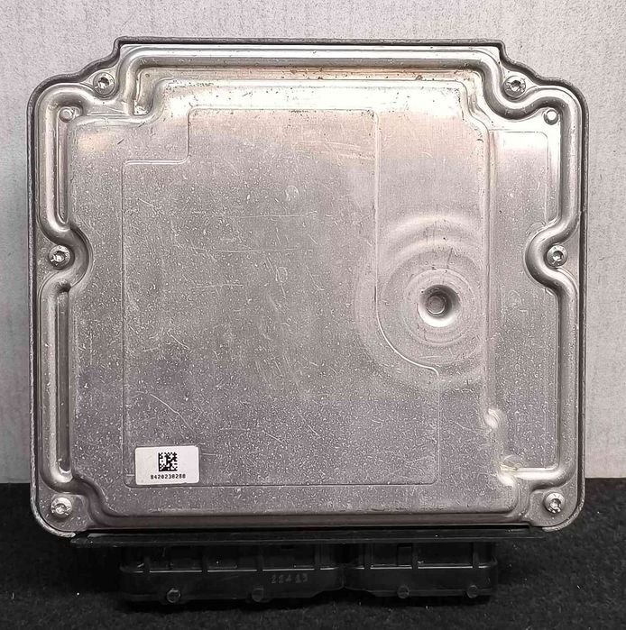 Centralina Motor / ECU 89661-0Z600 - TOYOTA AURIS