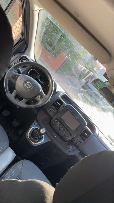 Wynajem /Taxi 24 H / Opel Vivaro Long !