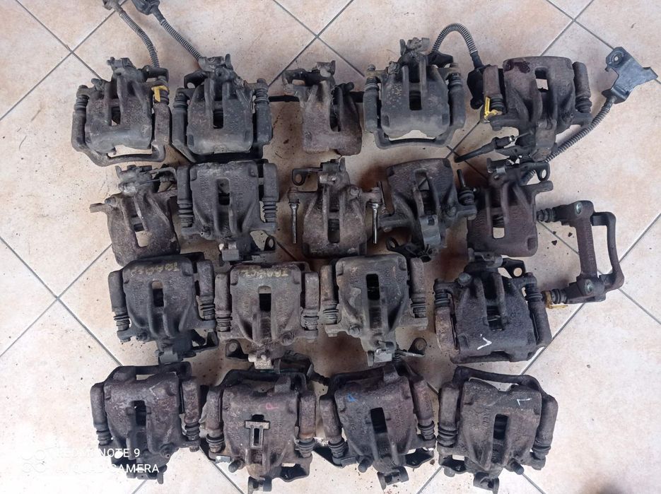 Пружини задня Vivaro,Trafic.Задня балка,фаркоп.