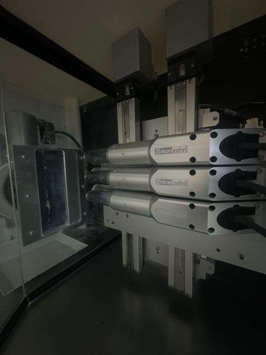 Fresadora Zirkonzahn M5- CAD CAM || equipamento prótese dentária