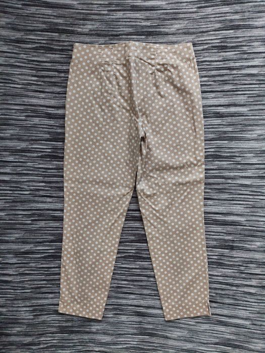 Eleganckie spodnie w groszki