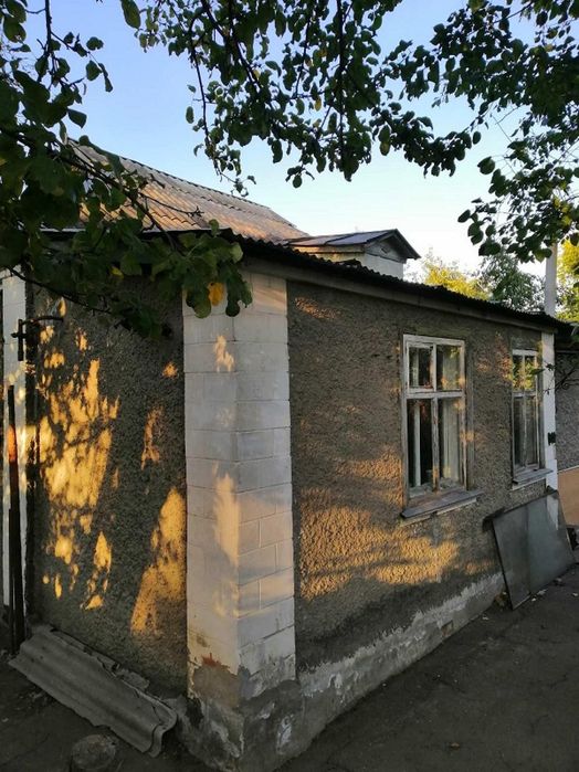 Цегляний будинок на Харчовиків код 9110