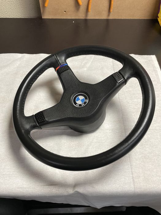 Volante Mtech 1 e 2 370mm