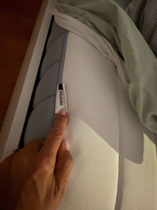 Cama BRIMNES com colchão 1,40x2,00mt