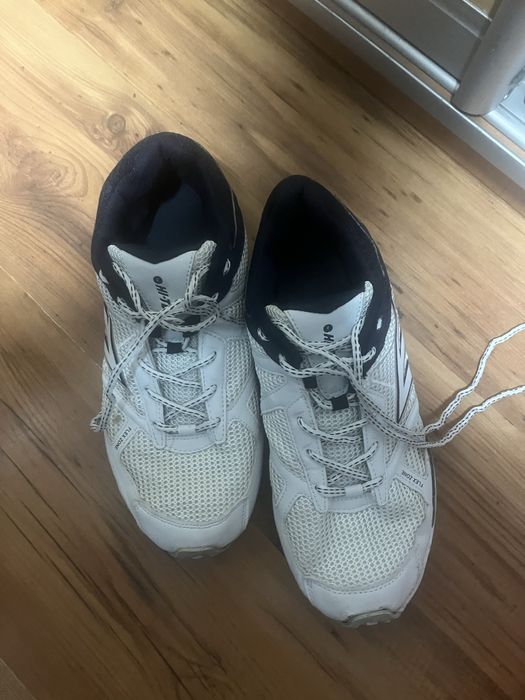 Кросівки Hi-tex R200