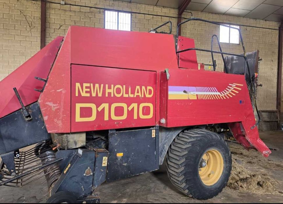 Enfardadeira 4 cordas New Holland D1010