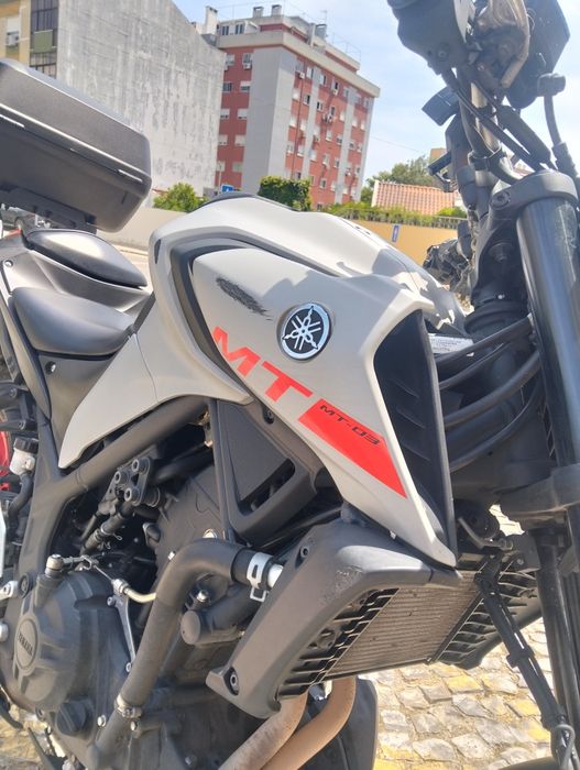 Yamaha MT 03 em excelente estado de mecânica