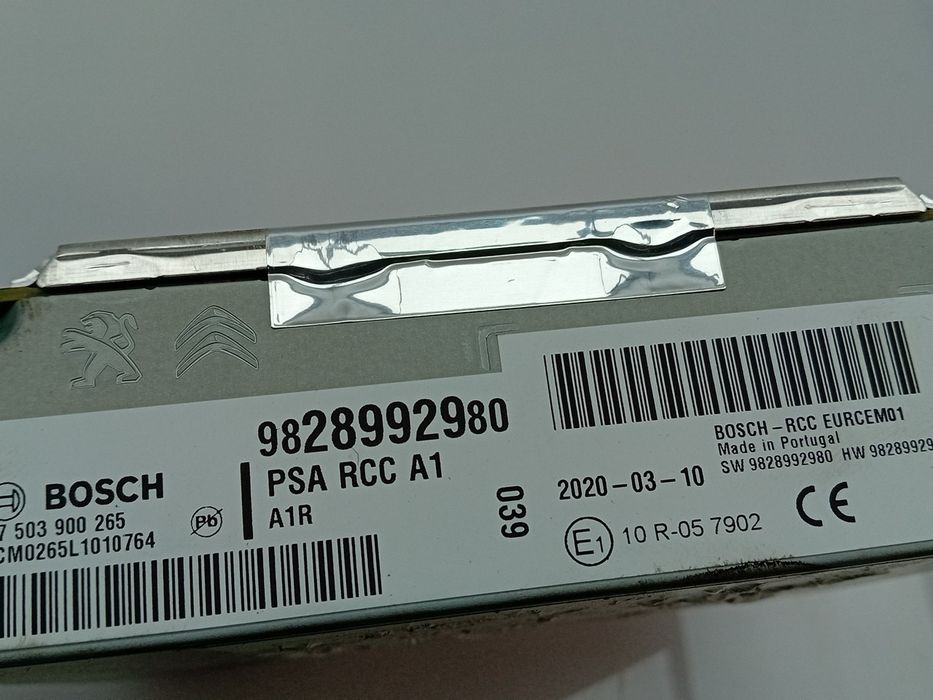 Rádio / auto-rádio PEUGEOT 208