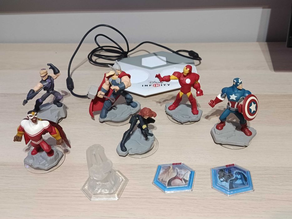 Marvel Infinity - Base e bonecos Lote