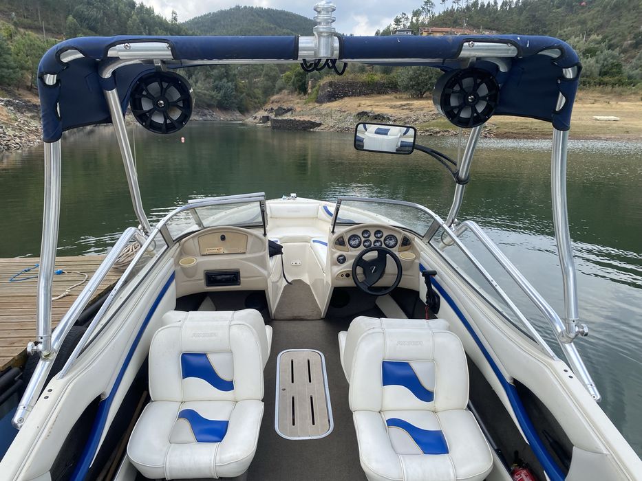 Barco / lancha  135cv