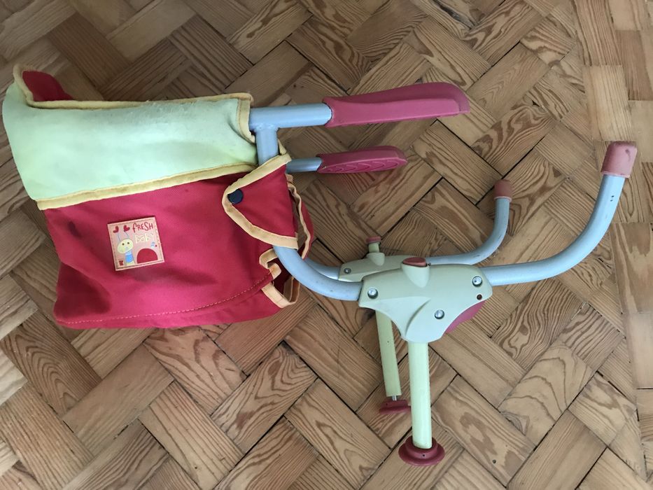 Cadeira de refeição para bebé