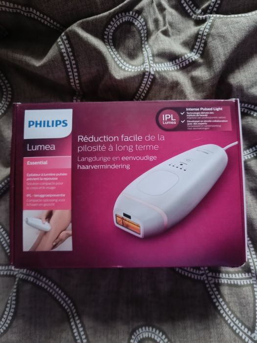 Фотоепілятор Philips lumea essential
