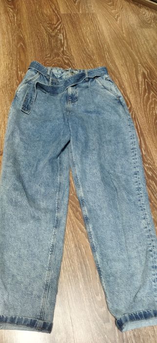 Джинси жіночі в гарному стані