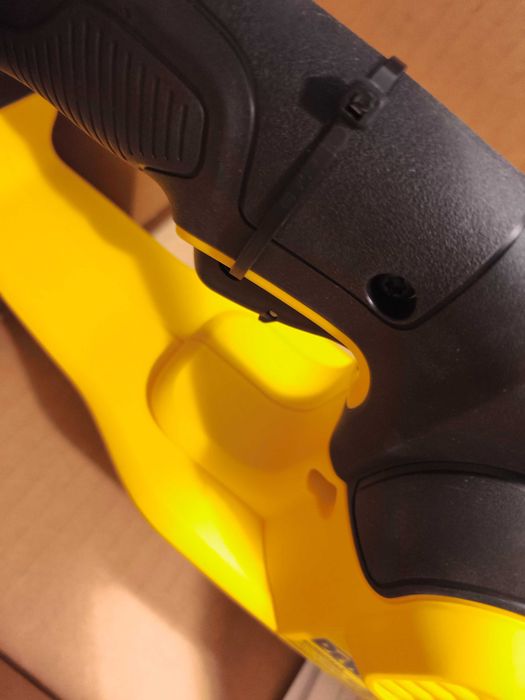DEWALT Aparador de sebes DEWALT XR 18V (Sem Carregador Nem Bateria) ORIGINAL/NOVO