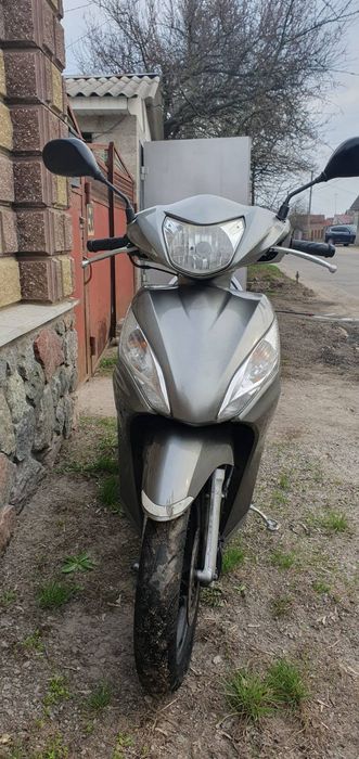 Продам. Honda dio 110.