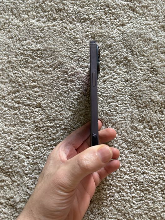 IPhone 14 pro roxo