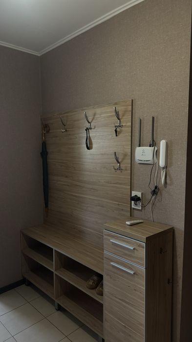 Продам 3х комнатную квартиру Живые и мертвые