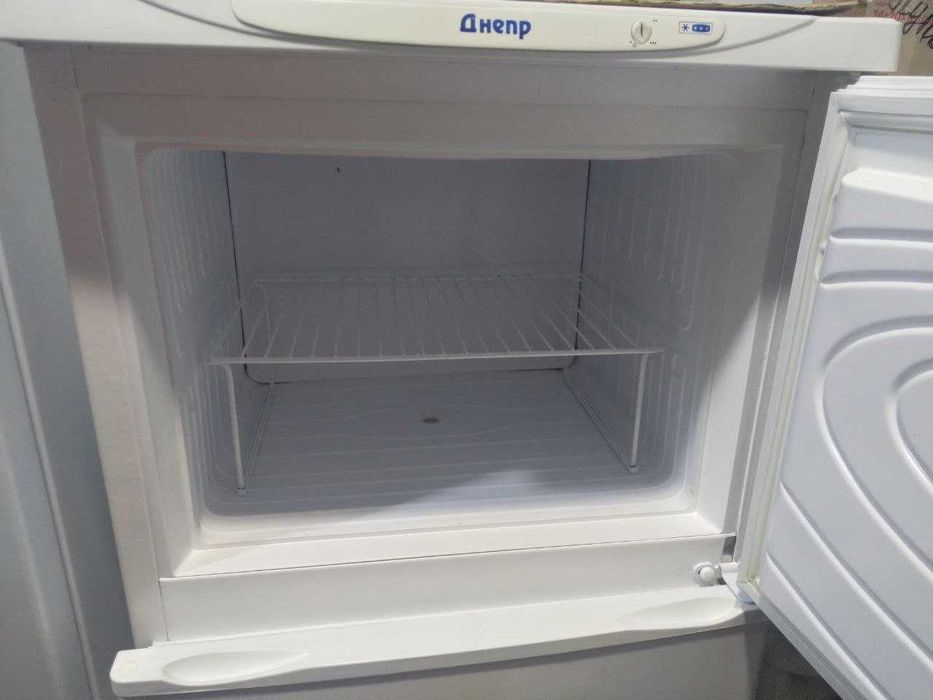 Економваріант холодильника Днепр КШД 275, 145 см, в гарному стані