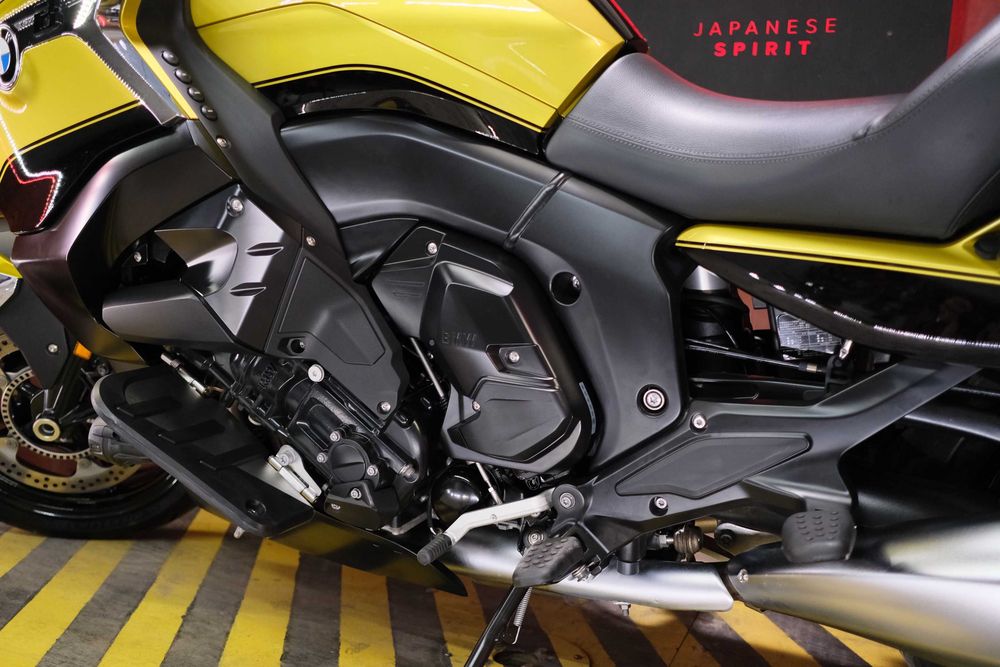 BMW K1600B із Японії
