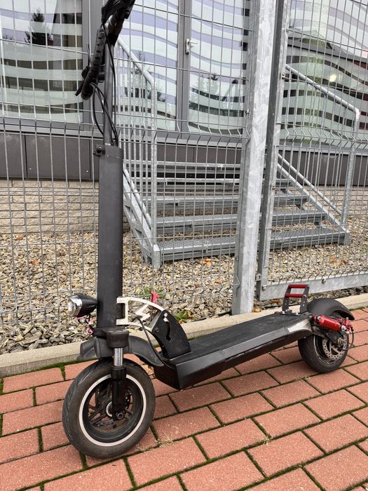 Hulajnoga elektryczna Kruzzel 800 W 40 km/h