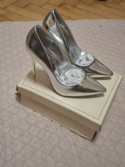 Buty szpilki srebrne nowe