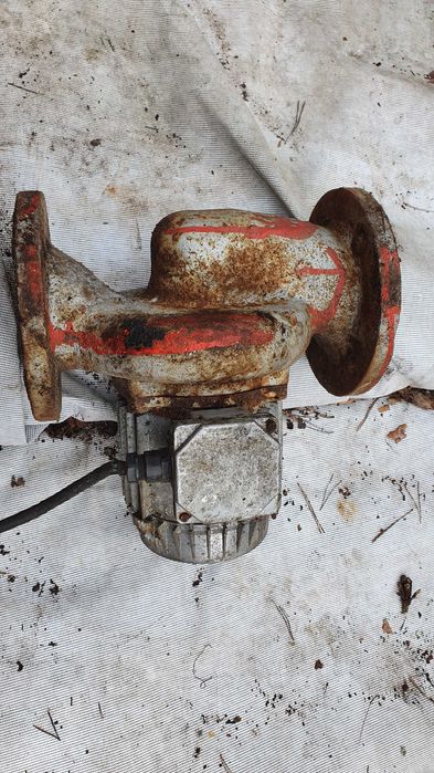 3 Pompy obiegowe stare