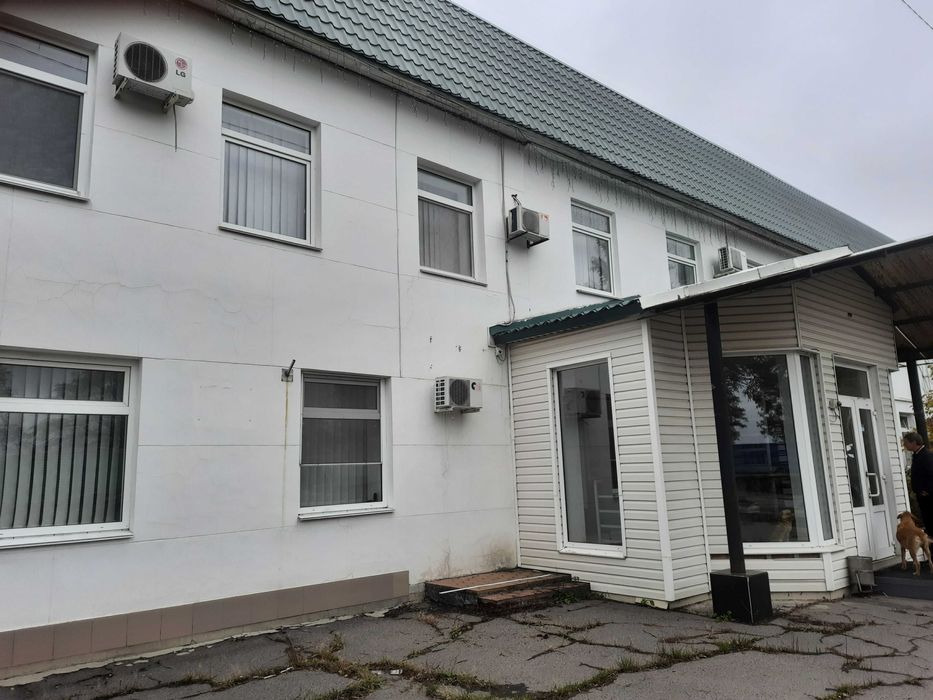 Комплекс нежитлових будівель з зем. ділянкою та виробничим обладнанням