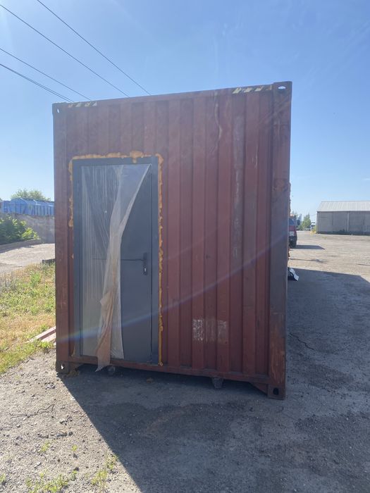 Продам бытовку на стадии покраски