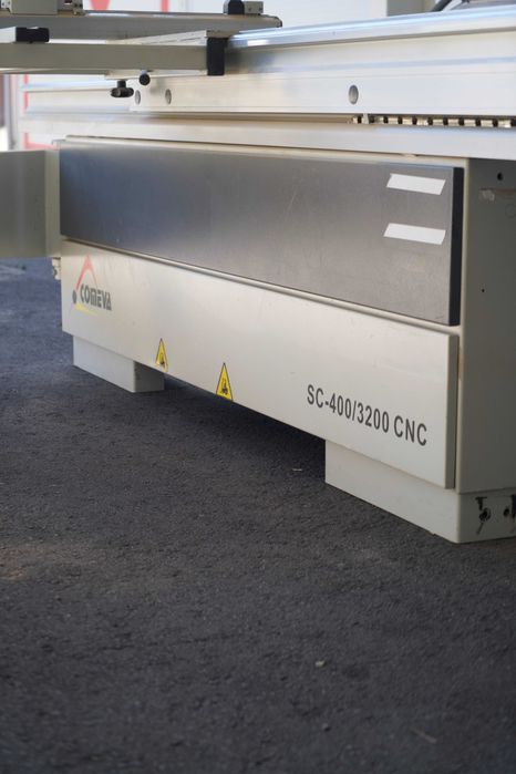 Esquadrejadora Comeva SC-400/3200CNC