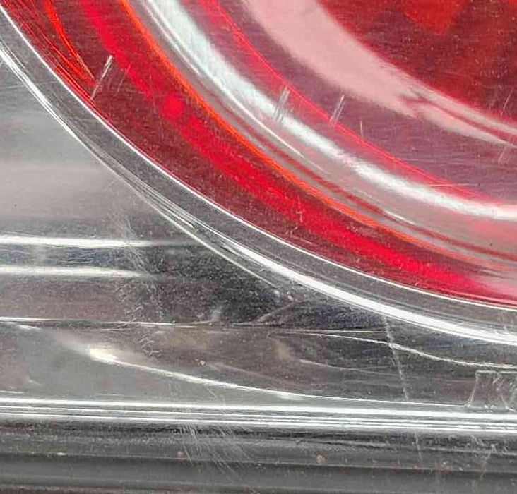 Farolim da Mala Direito - MAZDA 6 Hatchback