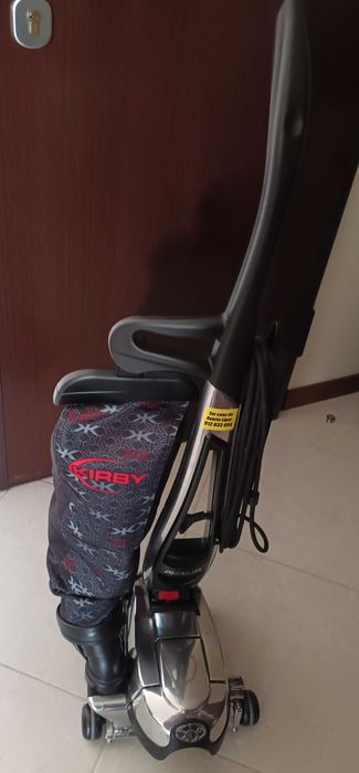 Aspirador e lavagem de tapetes Kirby