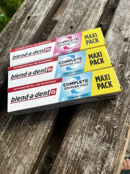 Kleje do protez blend-a-dent