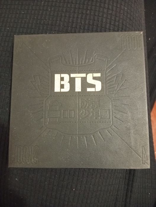 7 álbuns do BTs em bom estado