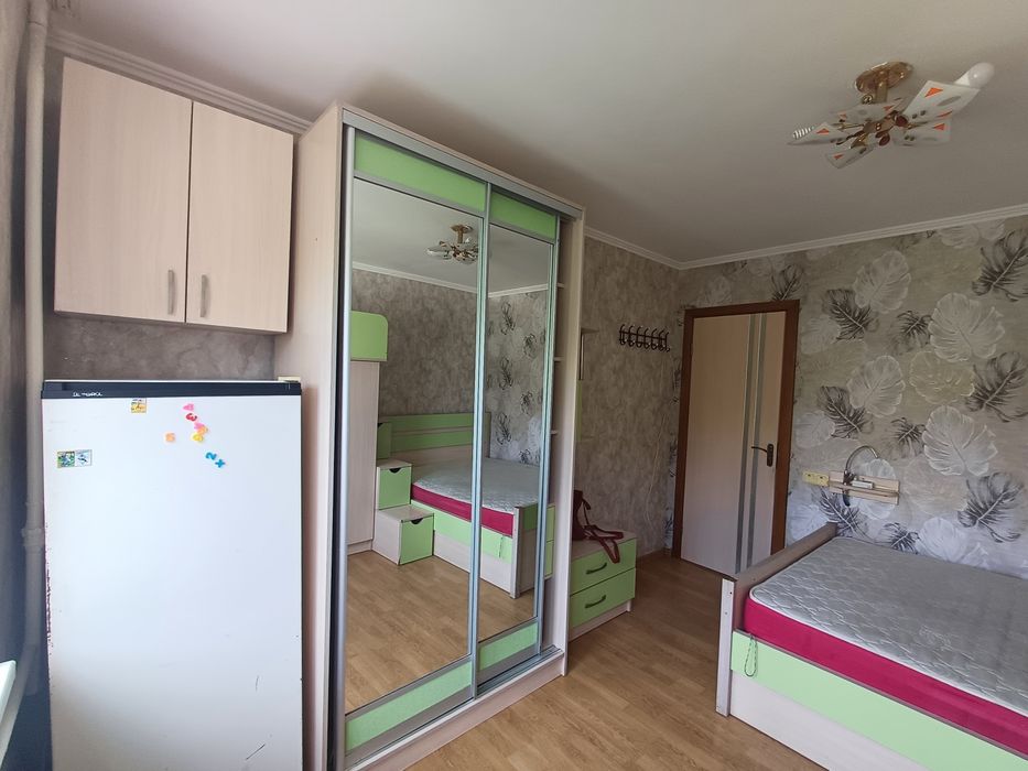 Продам кімнату в гуртожитку  на Антонова