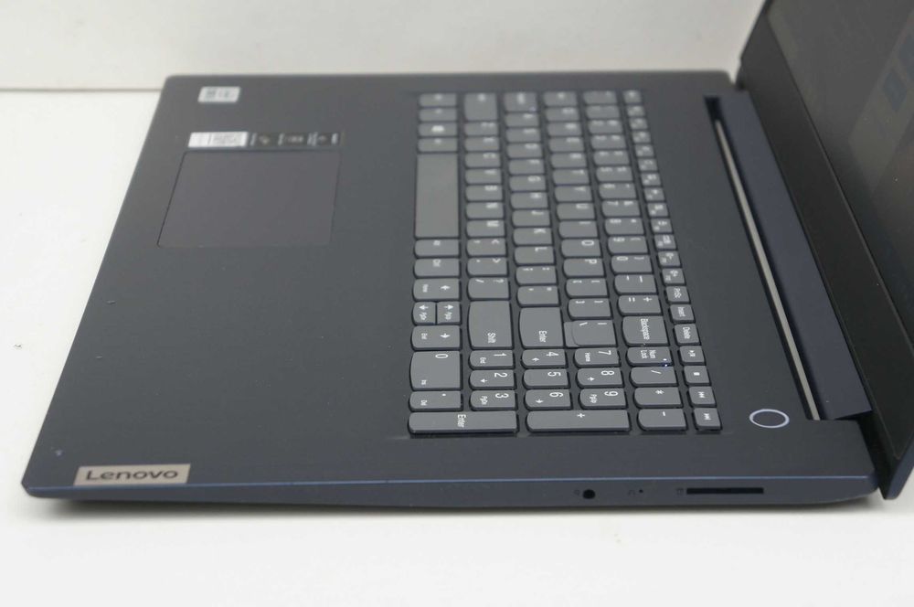 Lenovo IdeaPad 3 17 IIL Core i5-1035G1 8GB DDR4 256GB SSD 17" 1600x900