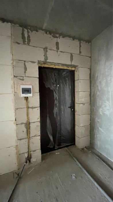 Продаж 2 кімнатної квартири Крюківщина , вулиця відродження 3 , 74 квадрати  до Київа 5 хвилин Держпрограми. БЕЗ КОМІСІЇ