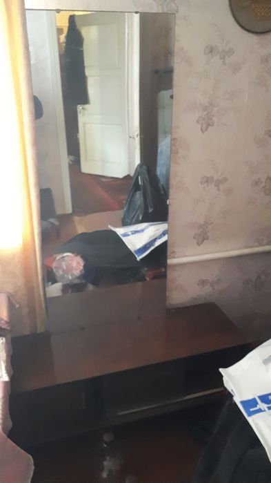 Продам мебель б/у .