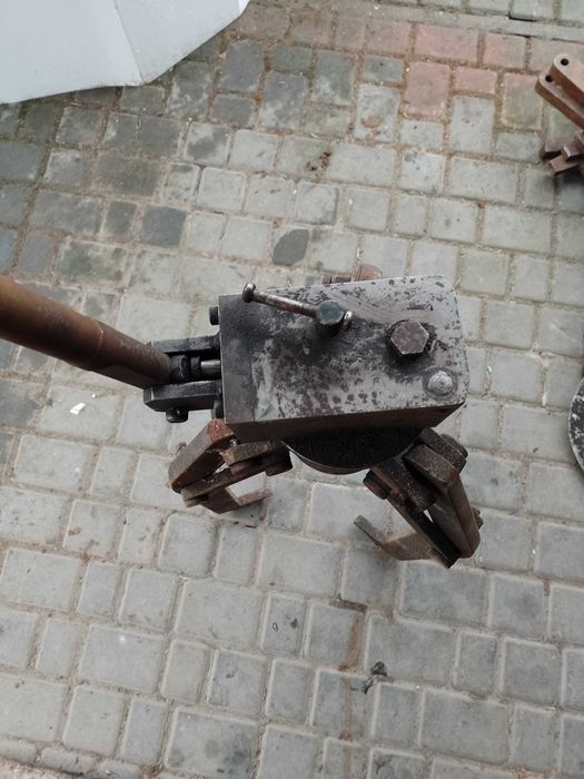 Ściągacz hydrauliczny do użytku przemysłowego