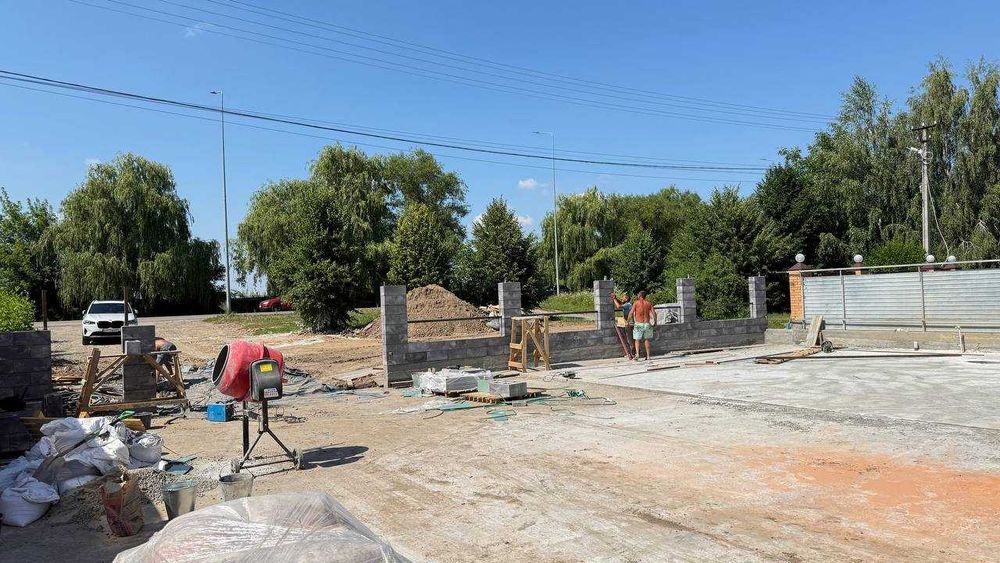 продаж таунів в Гатном супер ціна
