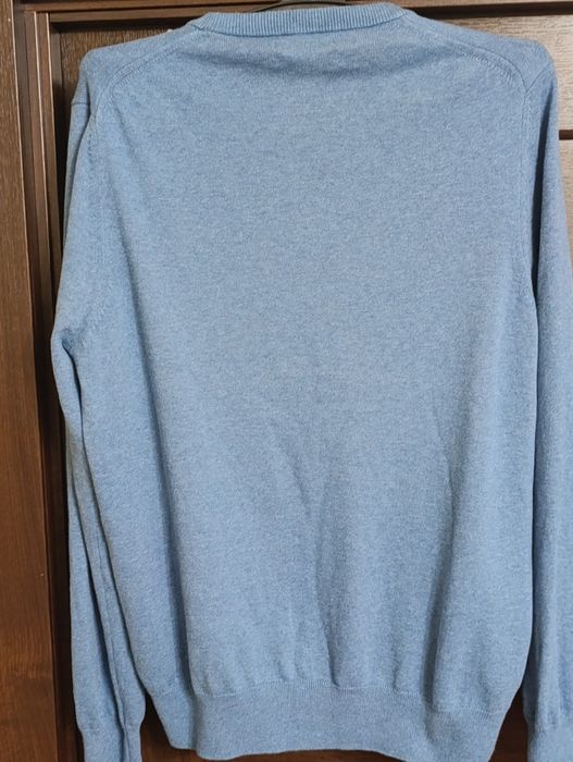 Чоловічий светр із V-подібним вирізом від бренду M&S (Marks & Spencer)