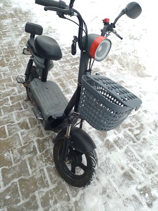 Електро скутер            .