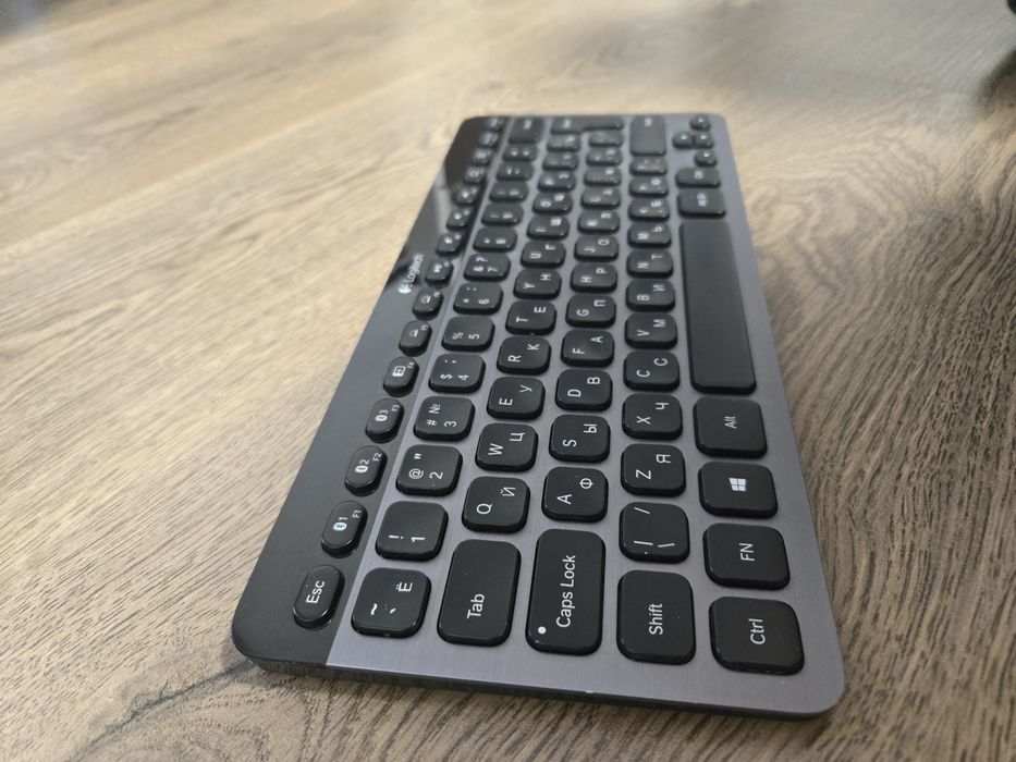 Клавіатура Logitech K810 бездротова з підсвіткою