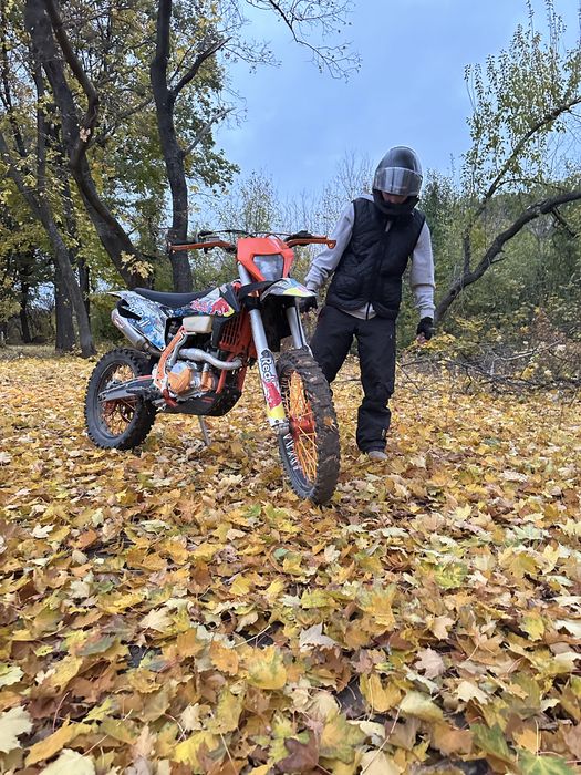 Продам мотоцикл Кови Про 250