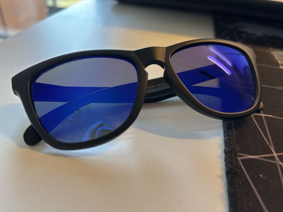 Okulary Oakley niebieskie