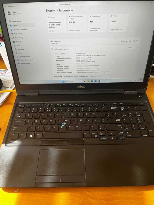 laptop DELL  Latitude5580 i7-8750H nvidia p600 4GB DDR4 8GB